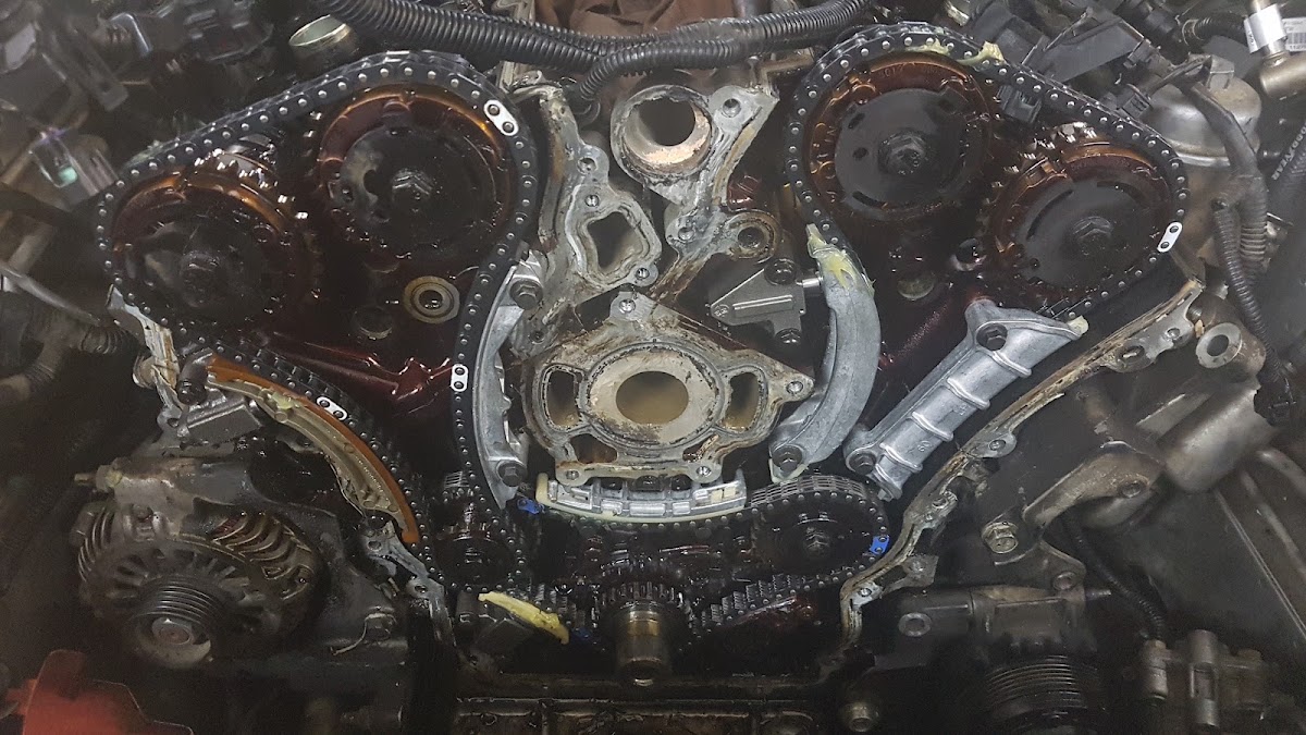 Timing chain engine work in progress